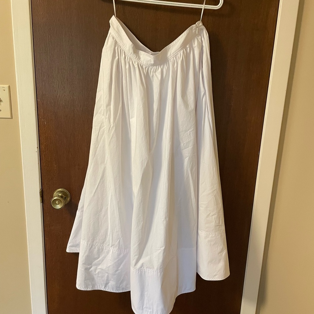 Banana Republic White Circle Skirt